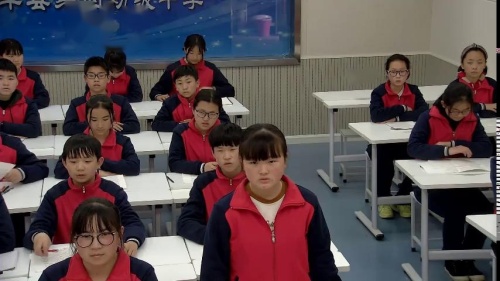 人教部编版语文八下第17课《壶口瀑布》课堂教学视频-吴建设